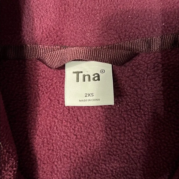 Aritzia TNA Fleece Quarter Zip Purple 2XS - Picture 3 of 6